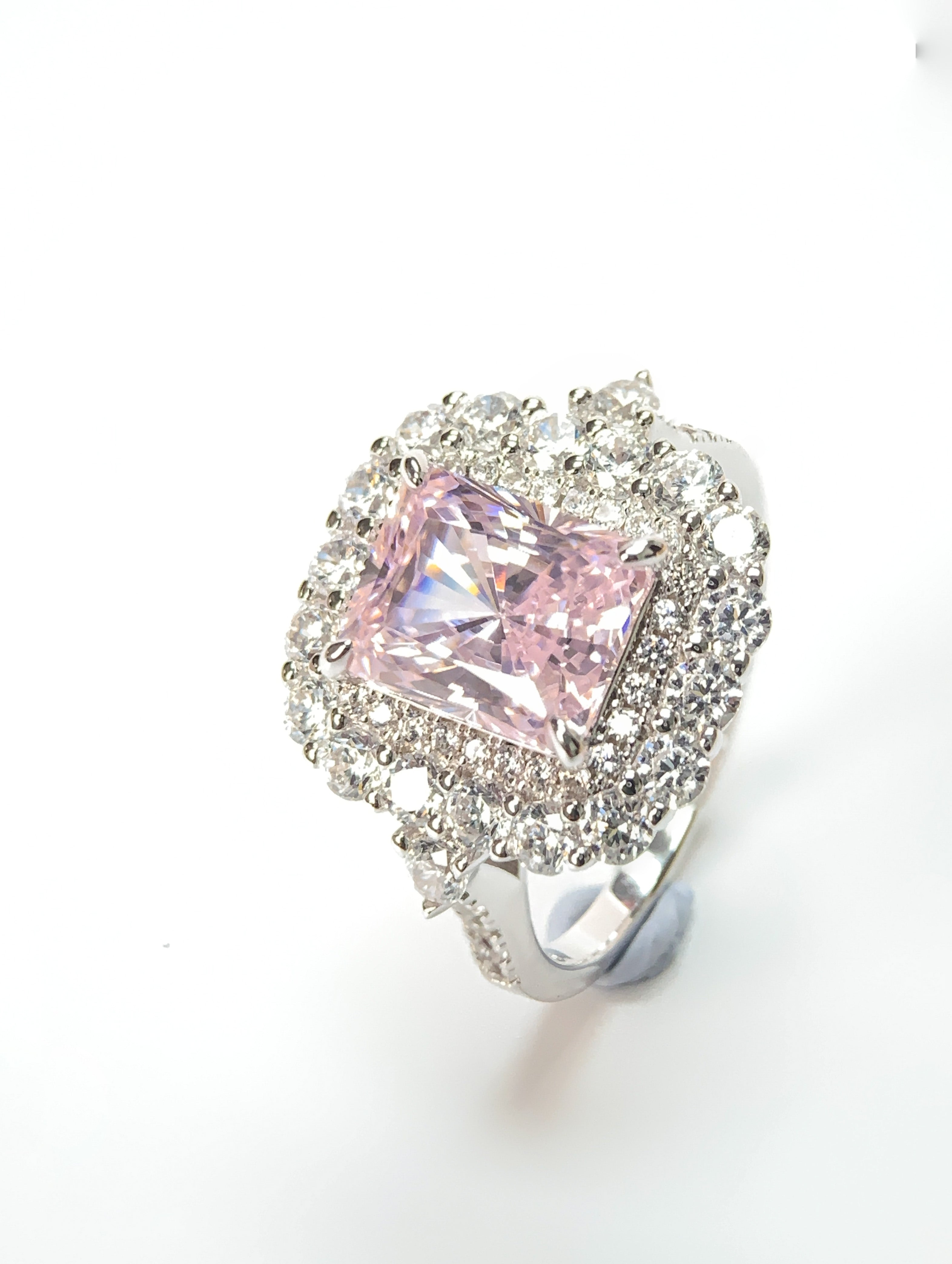 Beautiful Pink Diamond Ring, Engagement Ring, 3 Carats Cushion Cut Fancy Pink  Diamond Simulant Ring, Pink Diamond Solitaire Ring - Etsy